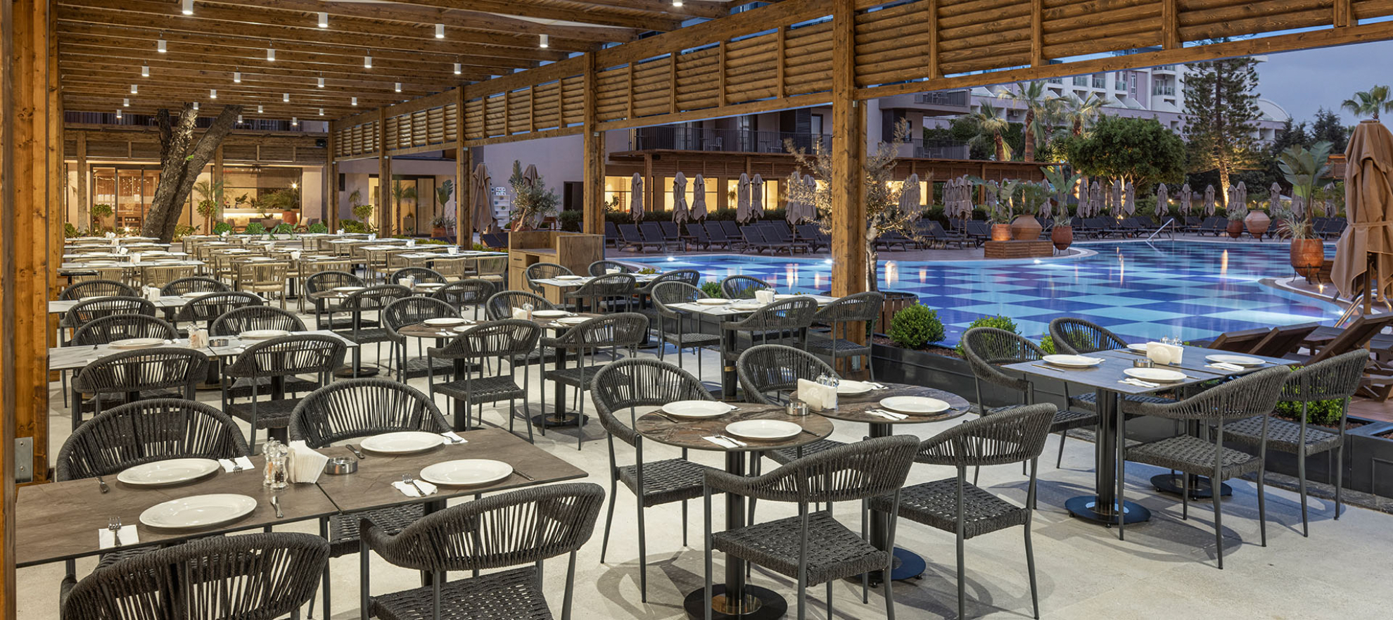 Luma Dining