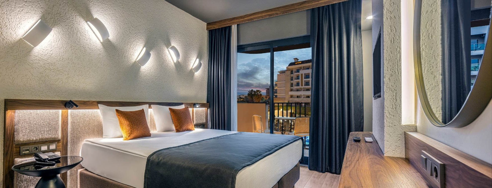 Deluxe Kısmi Deniz Manzaralı Oda