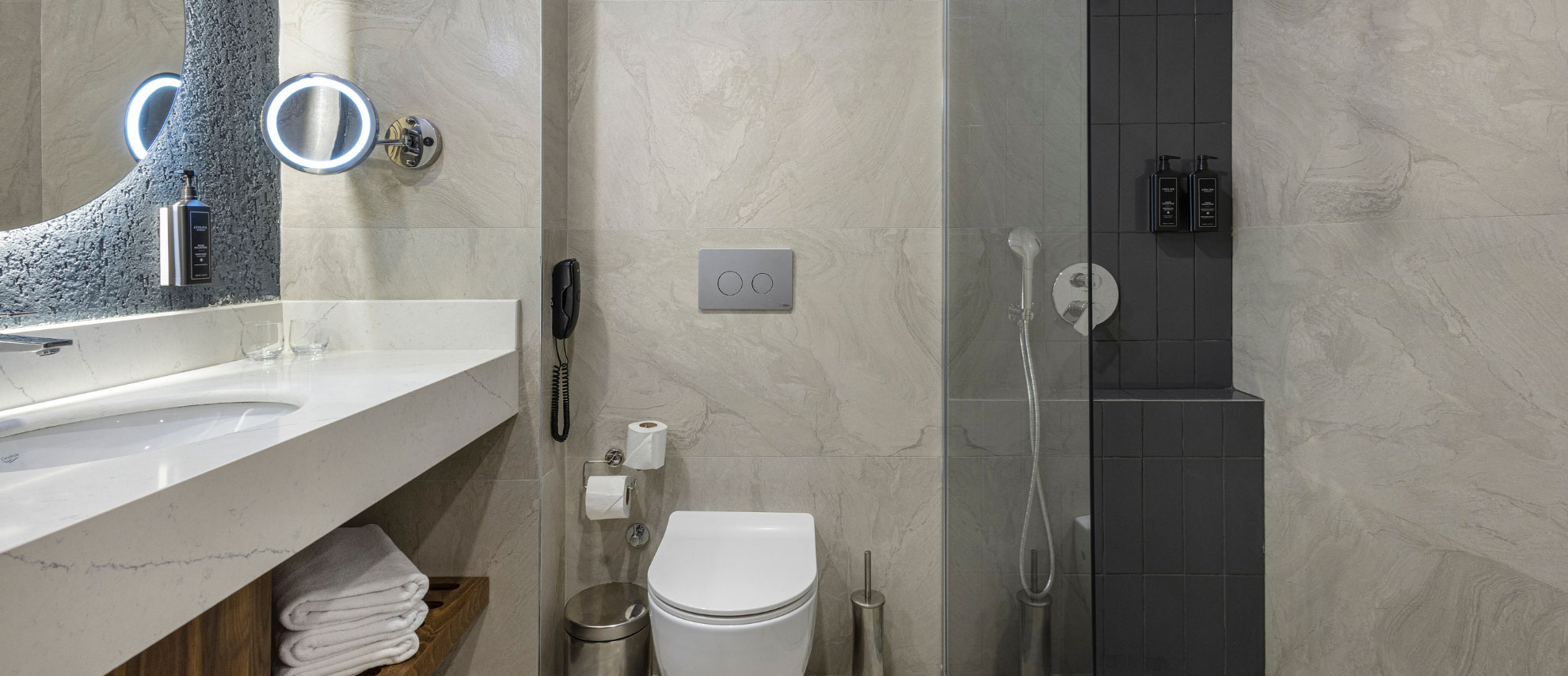 Deluxe Kısmi Deniz Manzaralı Oda